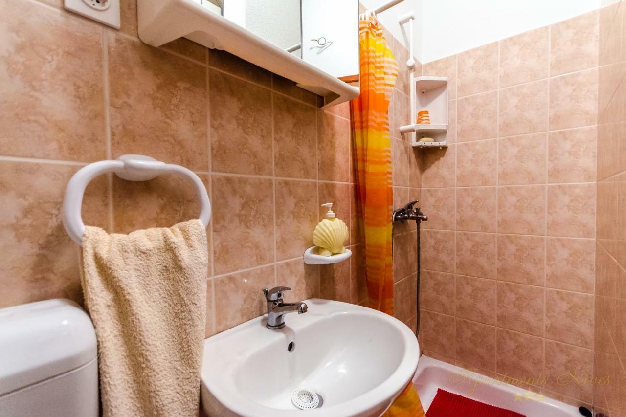 Apartments Nives Suhi Potok Jesenice  Bagian luar foto