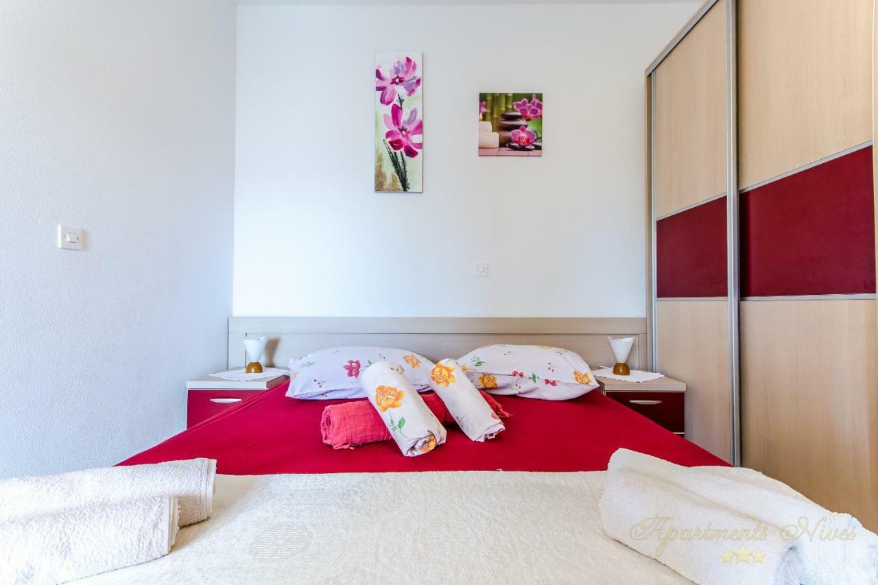 Apartments Nives Suhi Potok Jesenice  Bagian luar foto